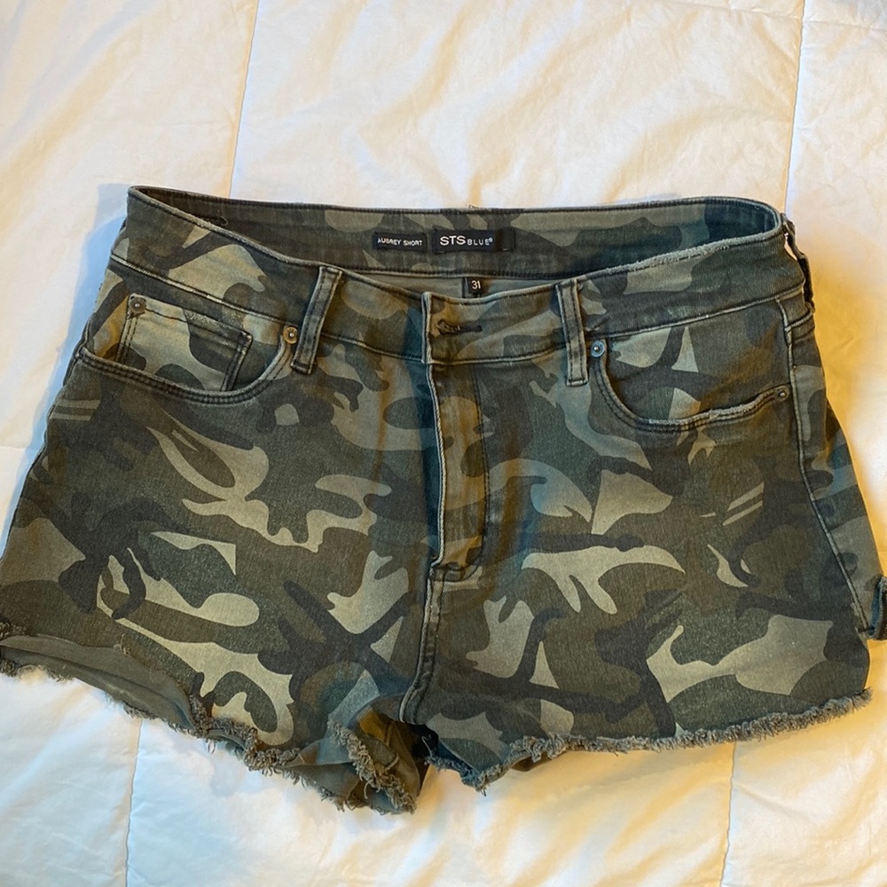 Women’s Jean shorts